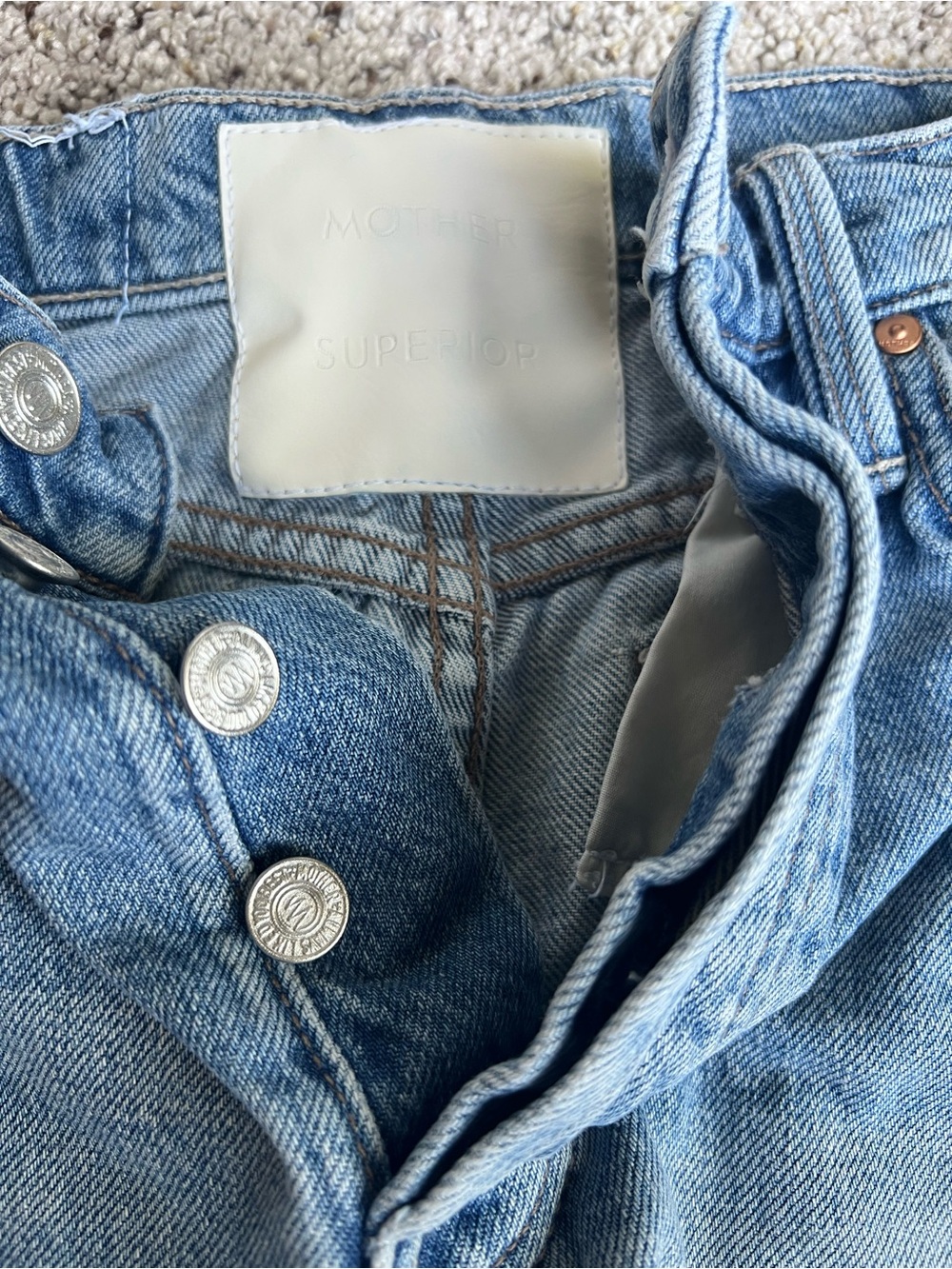 MOTHER The Skipper Short N’ Long Fray Denim Cutoff Shorts. Size 23 - Picture 3 of 9